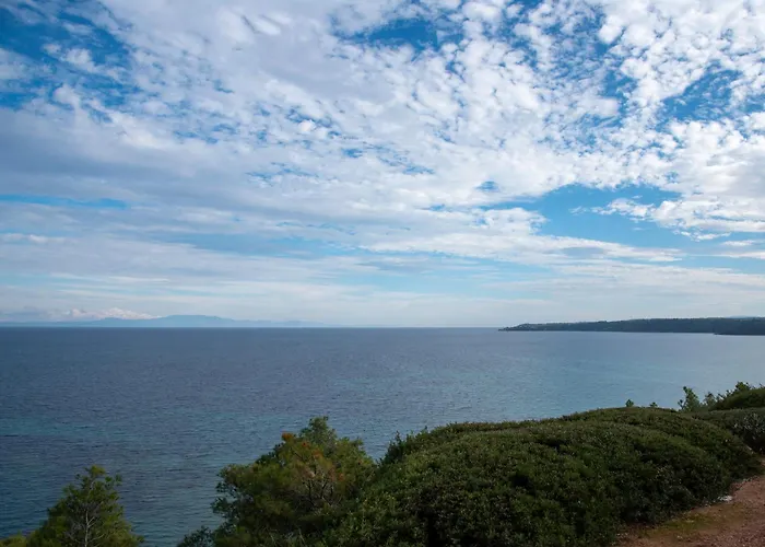 Big Blue Sea House, Nea Potidea, Halkidiki
