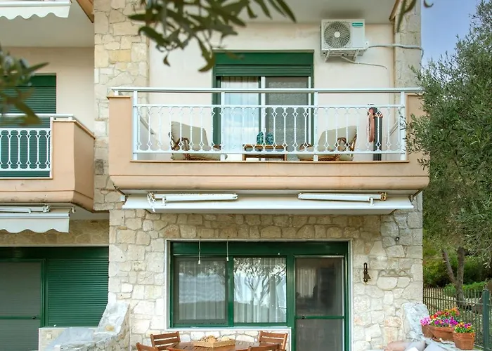 Big Blue Sea House, Nea Potidea, Halkidiki