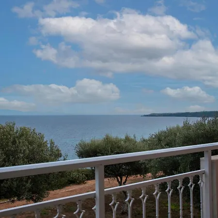 Big Blue Sea House, Nea Potidea, Halkidiki