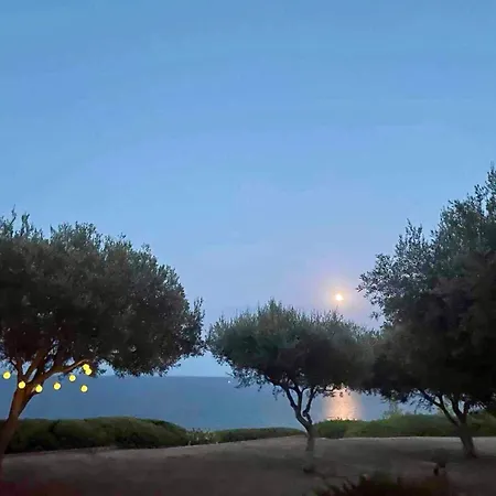 Holiday home Big Blue Sea House, Nea Potidea, Halkidiki *